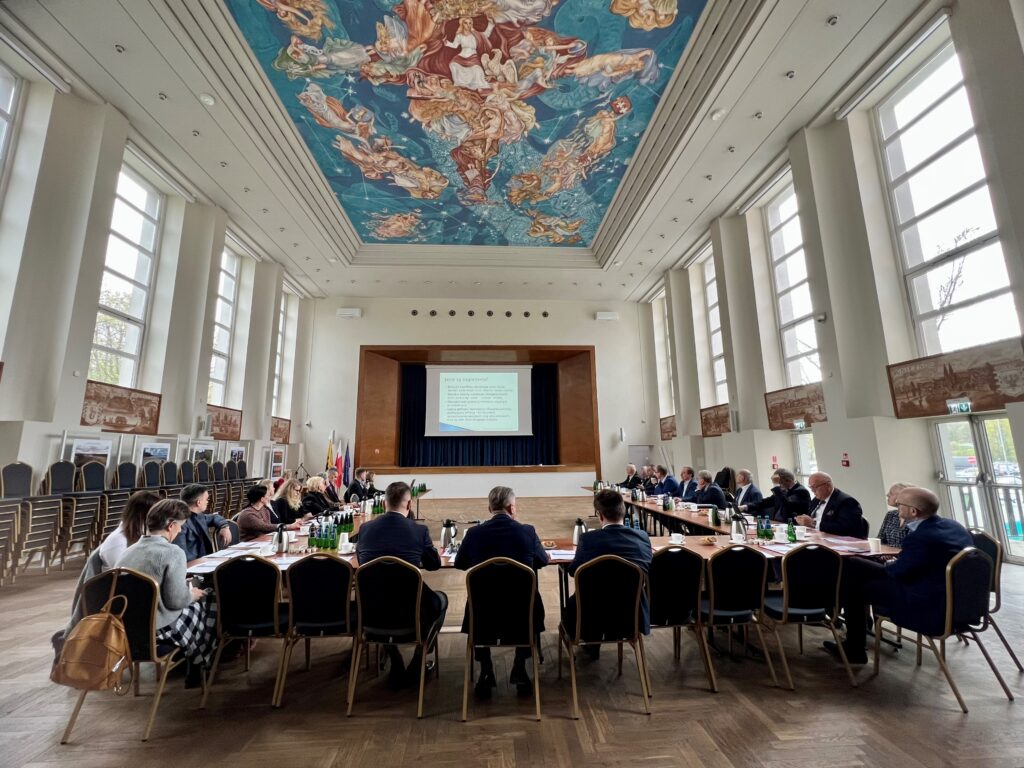 Reglobalizacja, gospodarka 4.0, sztuczna „inteligencja” oraz przyciąganie inwestycji do regionu – podsumowanie posiedzenia Pomorskiej Rady Przedsiębiorczości 26.04.2023 r.