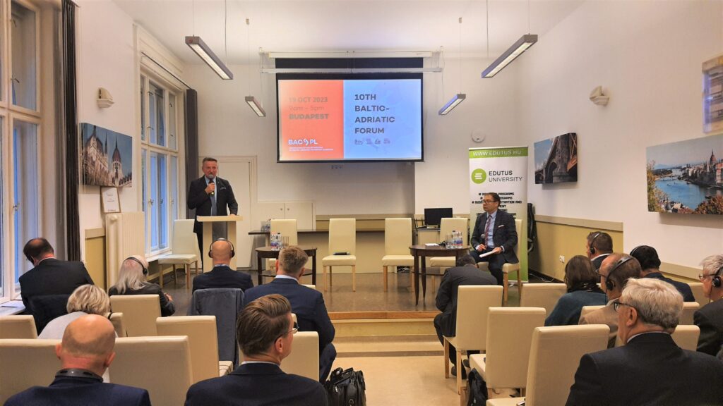 Rola Węgier w korytarzach transportowych TEN-T i łańcuchach dostaw oraz dekarbonizacja transportu – podsumowanie X Forum Bałtyk-Adriatyk