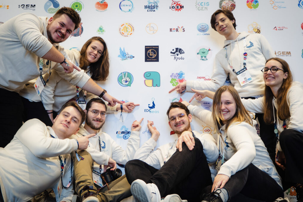 Złoto w konkursie iGEM w Paryżu dla studentów Wydziału Biotechnologii UG i GUMed!