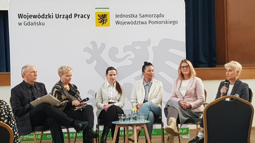 Czy kobiety i mężczyźni mają równe szanse na rynku pracy?