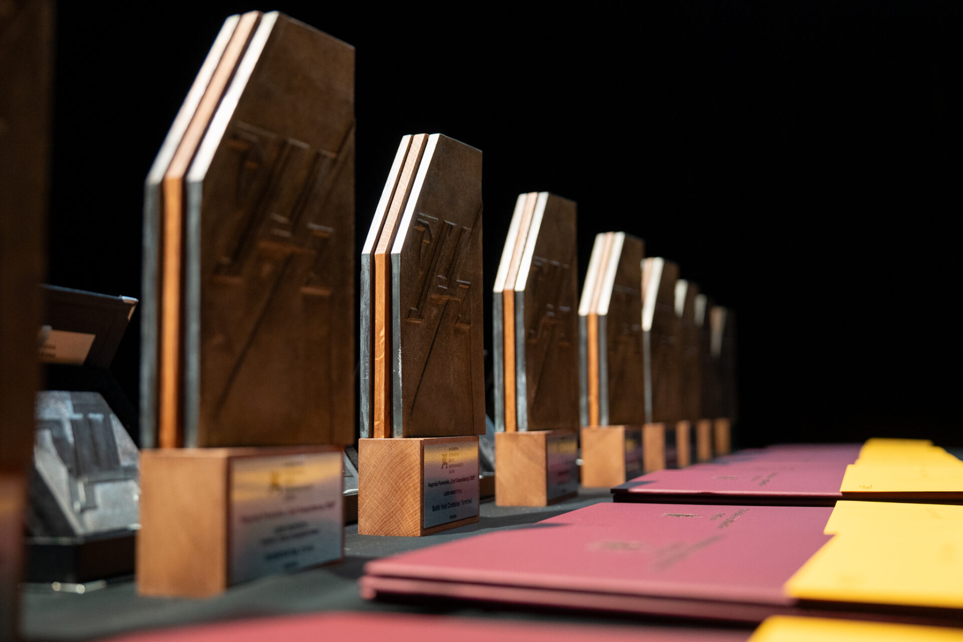 Od technologii kosmicznych po zieloną transformację. Poznaliśmy laureatów Gryfa Gospodarczego 2026